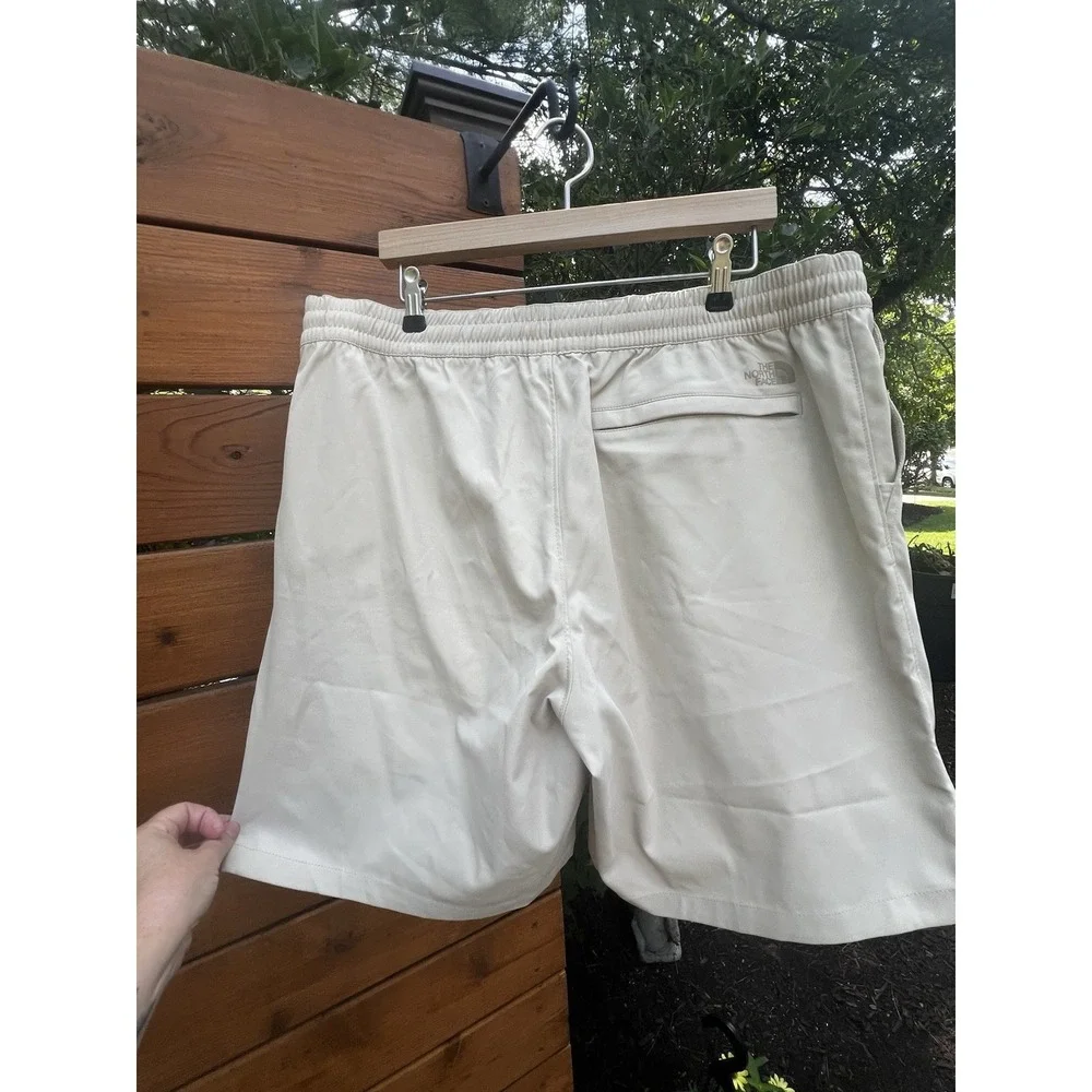 The North Face Men's 36 Hiking Shorts Khaki Beige Gorpcore‎ Lightweight Trail
